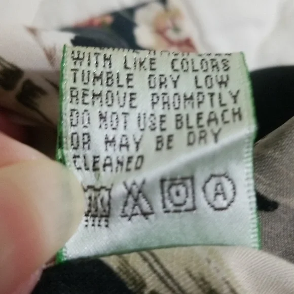 Silk Hawaiian shirt - Picture 5 of 5